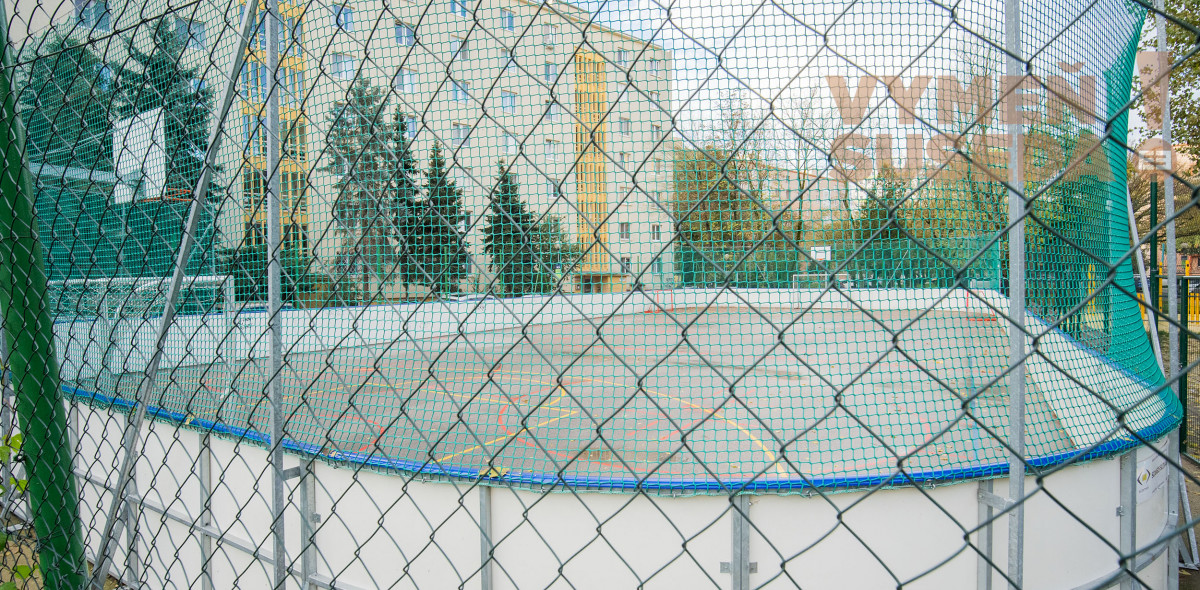 PREDANÉ - Obľúbený 3 IZB. BYT S BALKÓNOM v pôvodnom stave, Sklenárová ul. Ružinov-Nivy