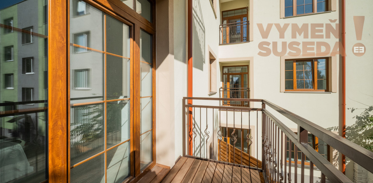 PREDANÉ – Novostavba slnečného 2 izb. bytu na Kasárenskej ulici v Nových Zámkoch s balkónom, pivnicou a parkovacím státim