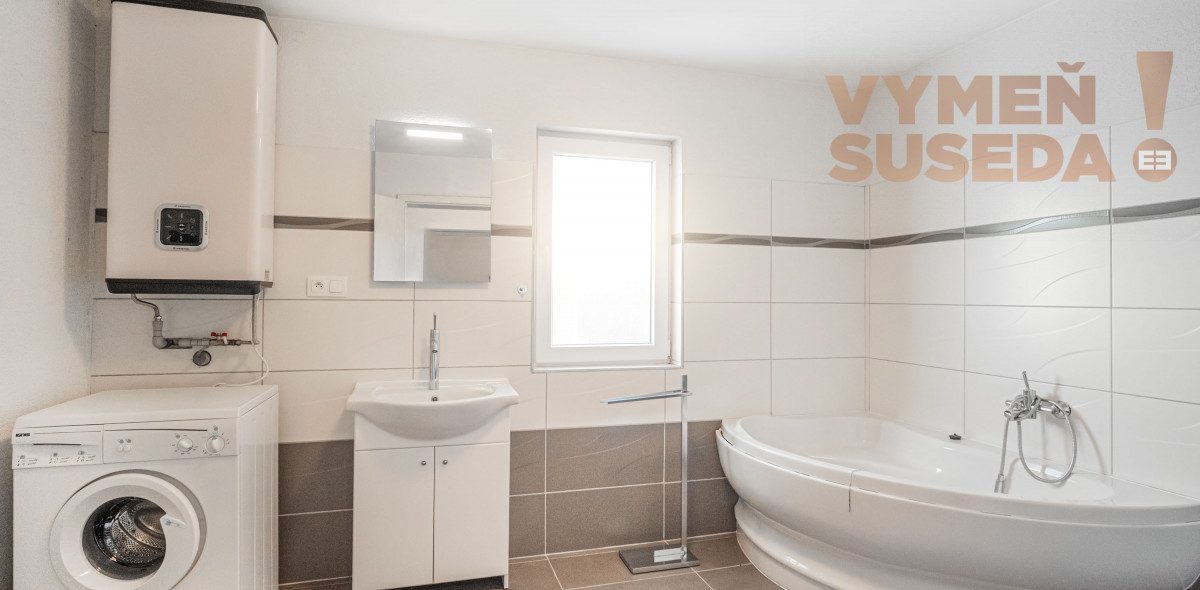 PREDANÉ – KOMPLETNE ZREKONŠTRUOVANÝ 3 IZB. SAMOSTATNÝ RODINNÝ DOM V OBCI JÁNOVCE