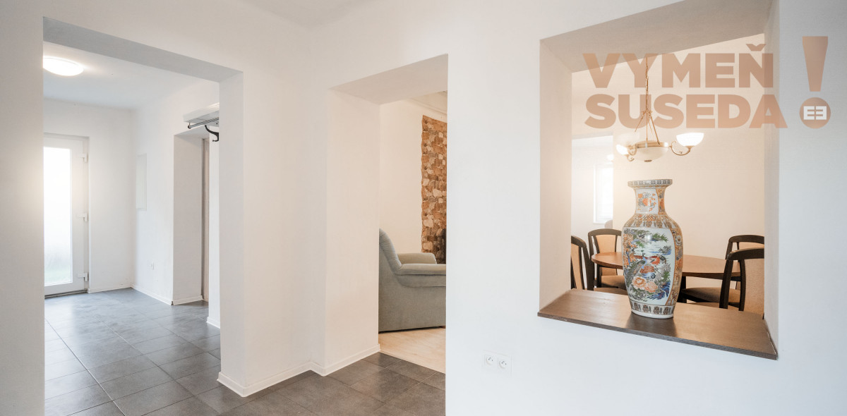 PREDANÉ – KOMPLETNE ZREKONŠTRUOVANÝ 3 IZB. SAMOSTATNÝ RODINNÝ DOM V OBCI JÁNOVCE