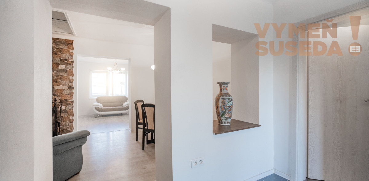 PREDANÉ – KOMPLETNE ZREKONŠTRUOVANÝ 3 IZB. SAMOSTATNÝ RODINNÝ DOM V OBCI JÁNOVCE