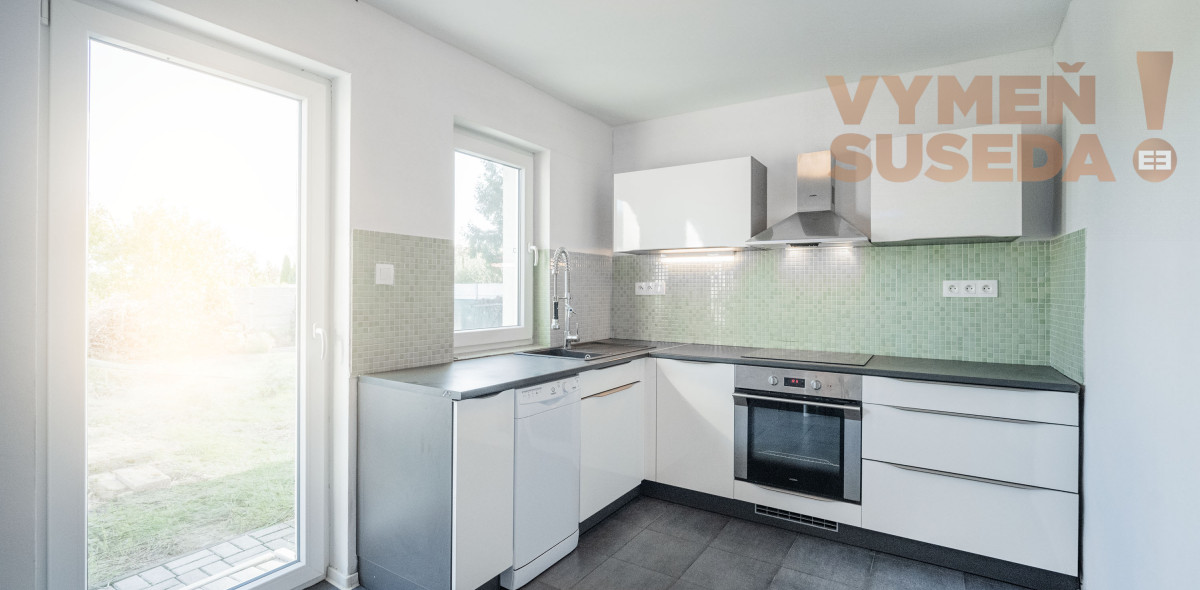 PREDANÉ – KOMPLETNE ZREKONŠTRUOVANÝ 3 IZB. SAMOSTATNÝ RODINNÝ DOM V OBCI JÁNOVCE