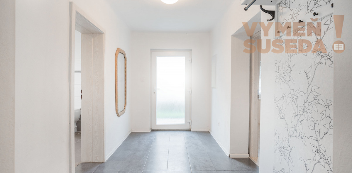 PREDANÉ – KOMPLETNE ZREKONŠTRUOVANÝ 3 IZB. SAMOSTATNÝ RODINNÝ DOM V OBCI JÁNOVCE