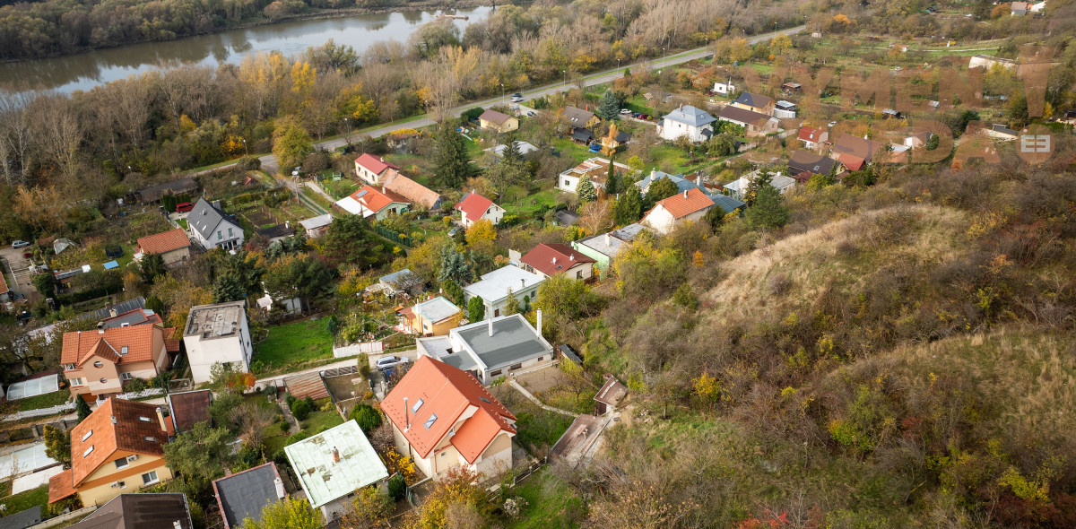 PREDANÉ - VYMEŇ SUSEDA! – VEĽKORYSÁ ROZLOHA A VÝNIMOČNÁ POLOHA RODINNÝ DOM 164M2 DEVÍNSKA NOVÁ VES, BRATISLAVA.