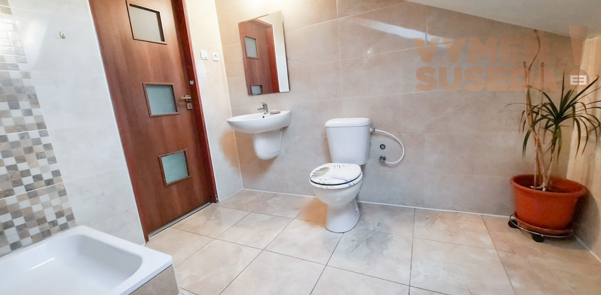 PREDANÉ – VÝBORNÁ CENA SAMOSTATNE STOJACI 5 IZB. RODINNÝ DOM 161M2 8KM OD BA, OBEC MILOSLAVOV