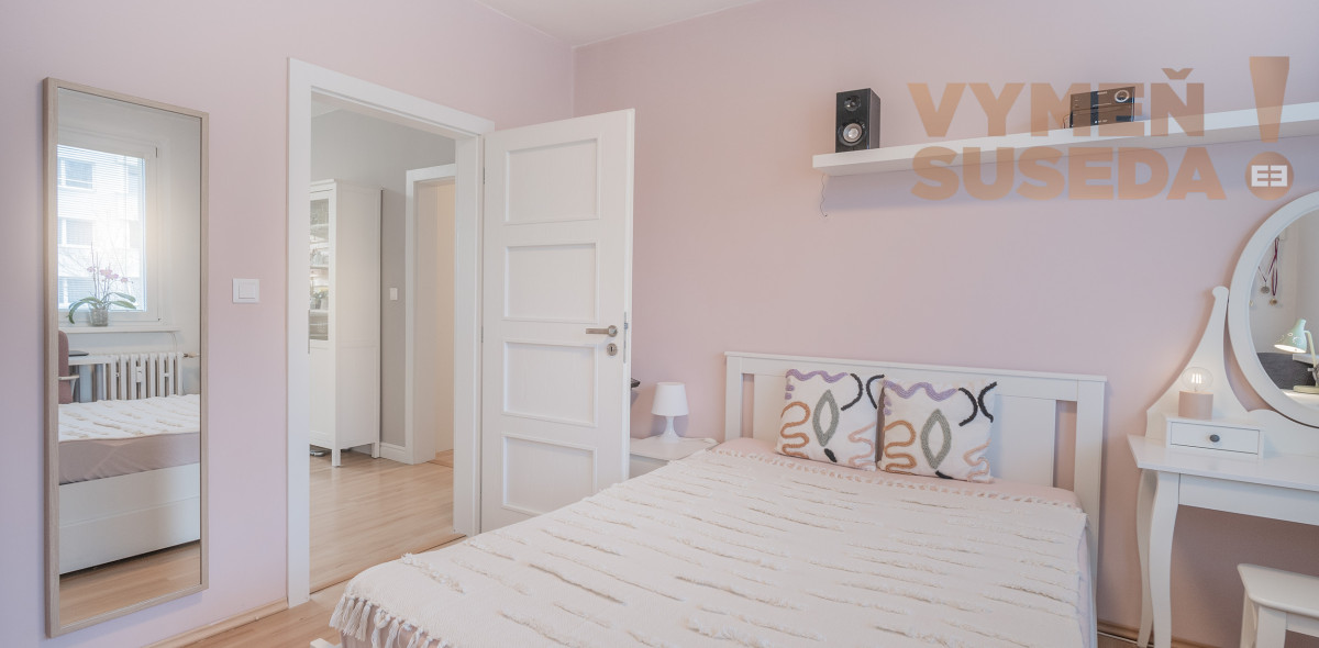 PREDANÉ – Mimoriadne vkusný, zrekonštruovaný  4 izb. byt 78m2 Bratislava V. Petržalka, A. Gwerkovej