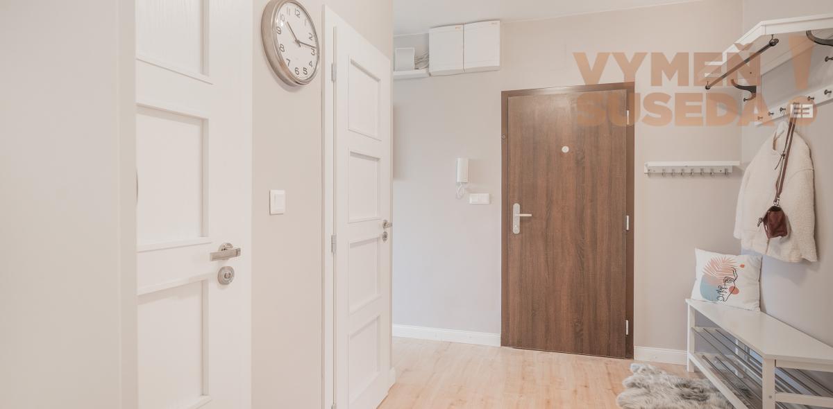 PREDANÉ – Mimoriadne vkusný, zrekonštruovaný  4 izb. byt 78m2 Bratislava V. Petržalka, A. Gwerkovej