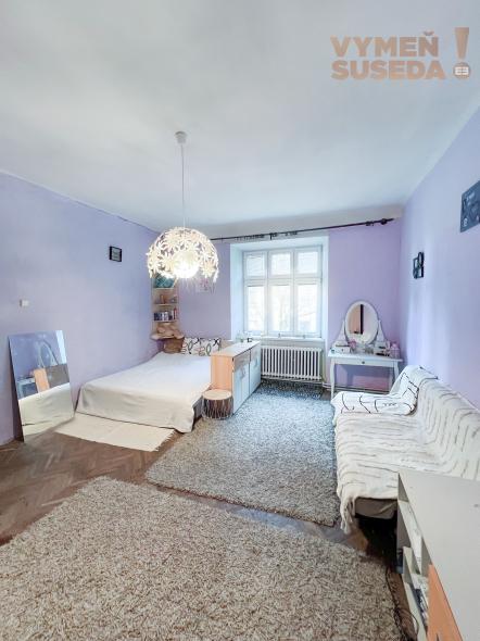 VYMEŇ SUSEDA! – Veľkometrážny 3-izb. byt 97 m2 s loggiou pri Medickej záhrade, Staré Mesto Sasinkova ulica