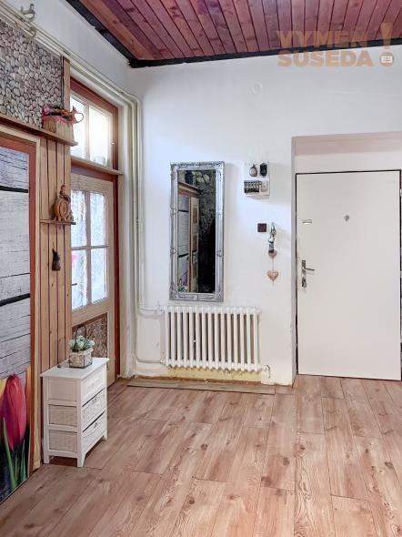 VYMEŇ SUSEDA! – Veľkometrážny 3-izb. byt 97 m2 s loggiou pri Medickej záhrade, Staré Mesto Sasinkova ulica