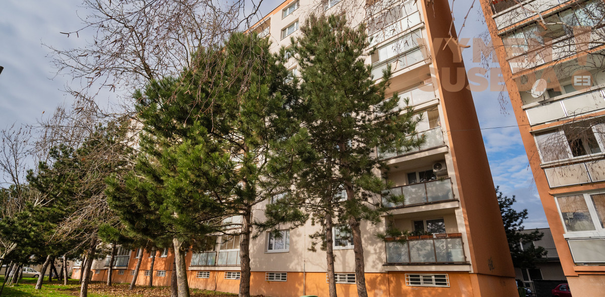 PREDANÉ - Kompletne zrekonštruovaný 3 izbový byt s výmerou 72,5 m2, Na Pasekách, Bratislava - Rača