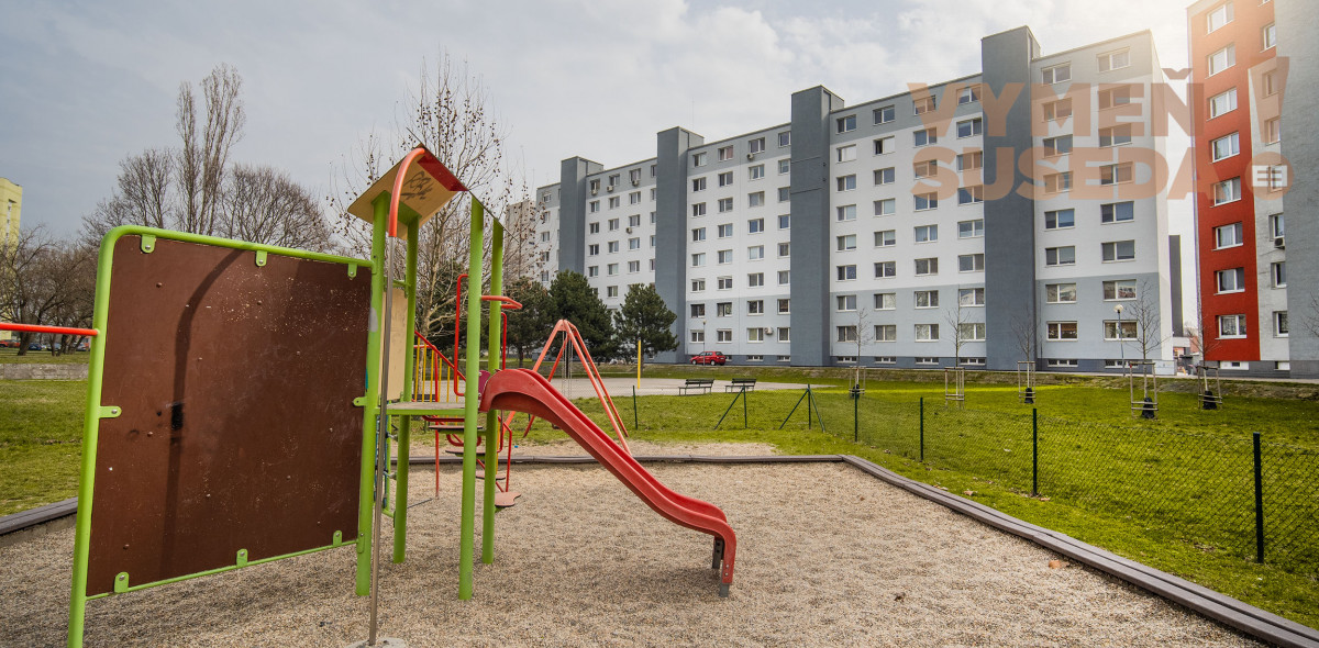 PREDANÉ – výborne riešený 3 izbový byt s loggiou na Lotyšskej ulici, BA II.