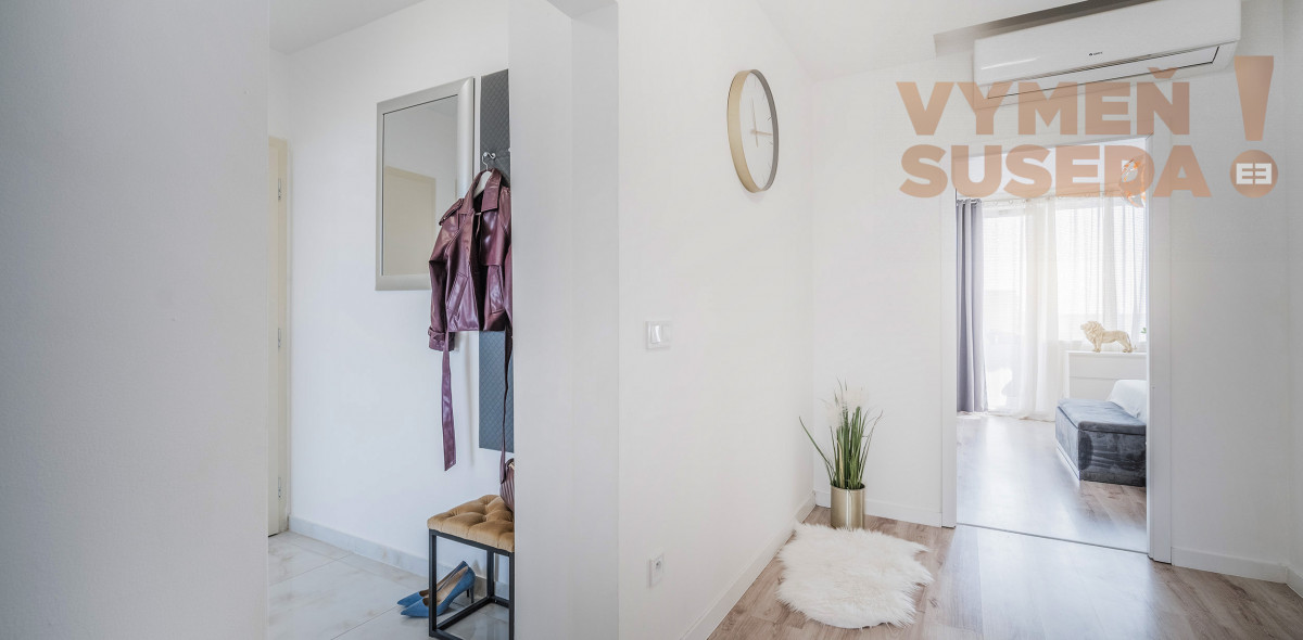 PREDANÉ – Mimoriadne vkusný, zrekonštruovaný  3 izb. byt 79m2 Bratislava V. Petržalka, Gessayova ulica