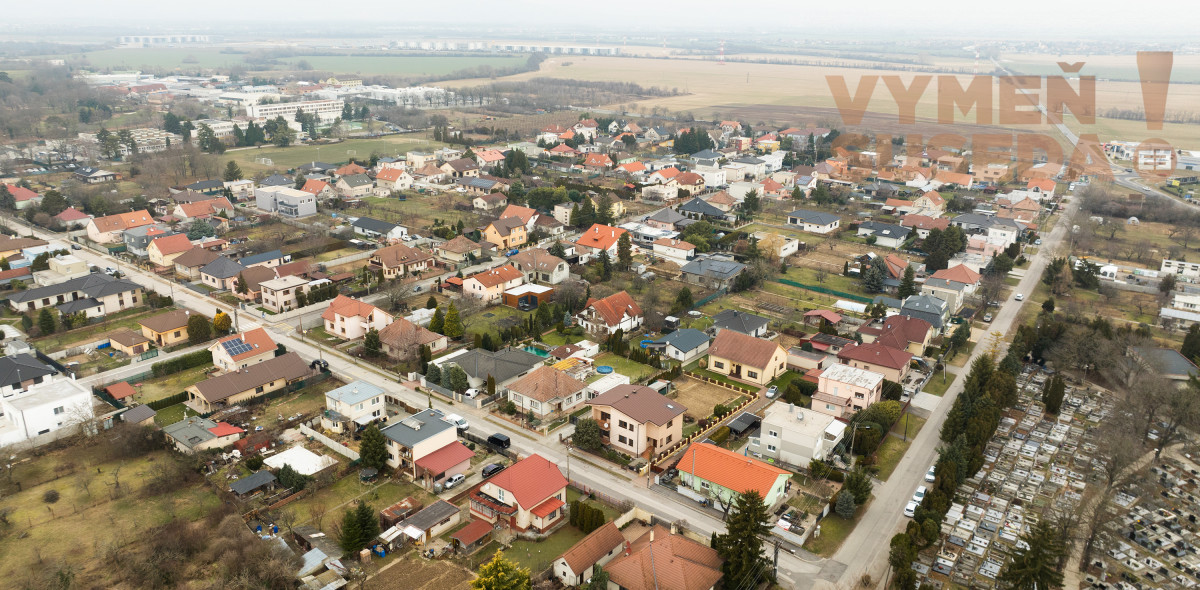 PREDANÉ – PONÚKAME NA PREDAJ VÝNIMOČNÝ 5 IZB. RODINNÝ DOM, BERNOLÁKOVO