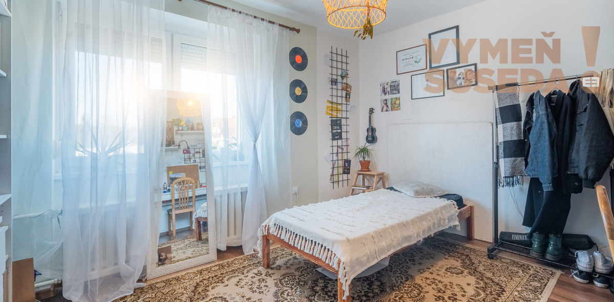 PREDANÉ – PONÚKAME NA PREDAJ VÝNIMOČNÝ 5 IZB. RODINNÝ DOM, BERNOLÁKOVO