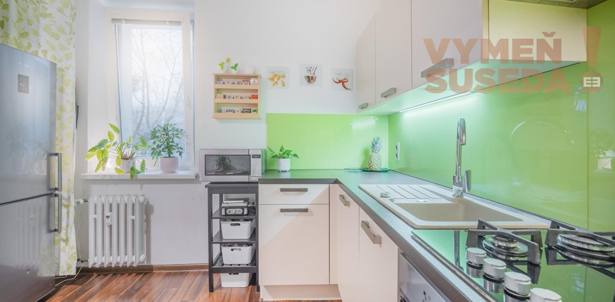 PREDANÉ - VÝNIMOČNÝ 3 IZB. BYT S PRIESTRANOU LOGGIOU, VYHĽADÁVANÁ LOKALITA, BA IV, SILVÁNSKA UL., KARLOVÁ VES