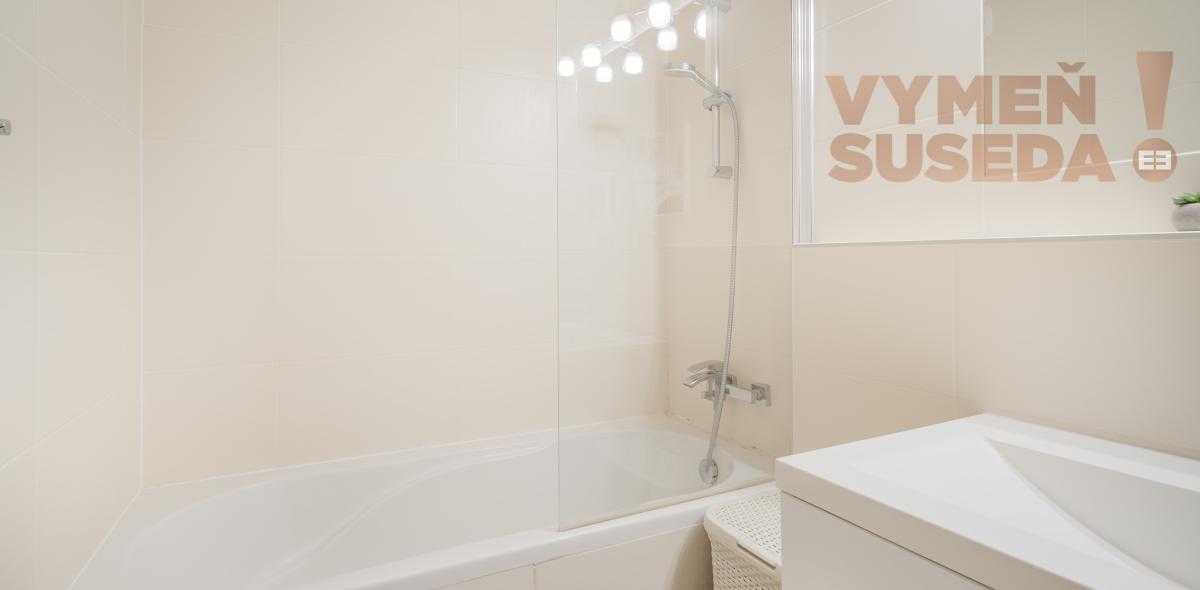 PREDANÉ - VÝNIMOČNÝ 3 IZB. BYT S PRIESTRANOU LOGGIOU, VYHĽADÁVANÁ LOKALITA, BA IV, SILVÁNSKA UL., KARLOVÁ VES