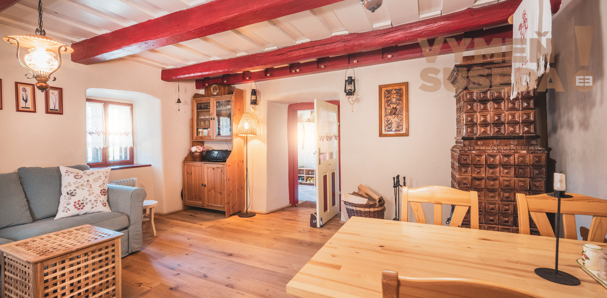 PREDANÉ! - VÝNIMOČNÝ 4 IZB. RODINNÝ DOM s úžasnou atmosférou, Boženy Nemcovej, Banská Štiavnica.