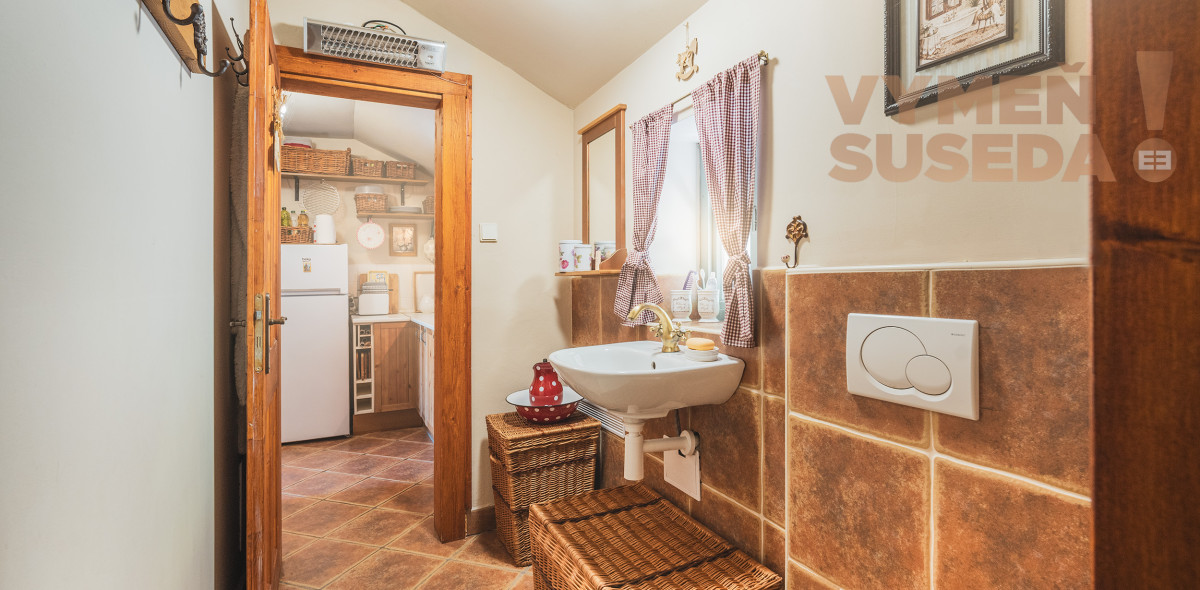 PREDANÉ! - VÝNIMOČNÝ 4 IZB. RODINNÝ DOM s úžasnou atmosférou, Boženy Nemcovej, Banská Štiavnica.