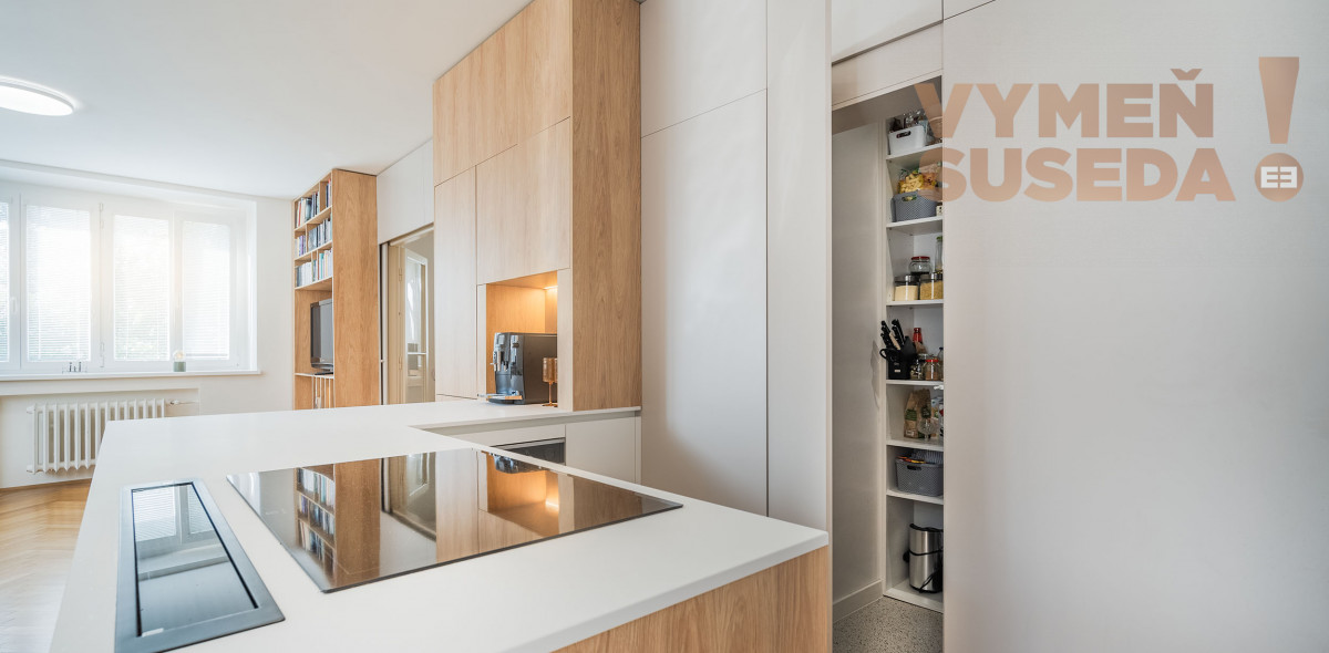 PREDANÉ - JEDINEČNÝ STAROMESTSKÝ 3 IZB. BYT s PREDZÁHRADKOU, Palisády, ul. Fraňa Kráľa, BA I