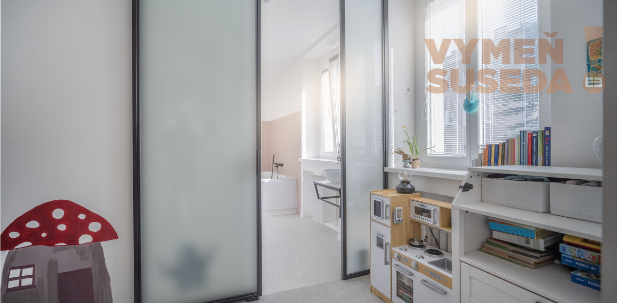 PREDANÉ - JEDINEČNÝ STAROMESTSKÝ 3 IZB. BYT s PREDZÁHRADKOU, Palisády, ul. Fraňa Kráľa, BA I