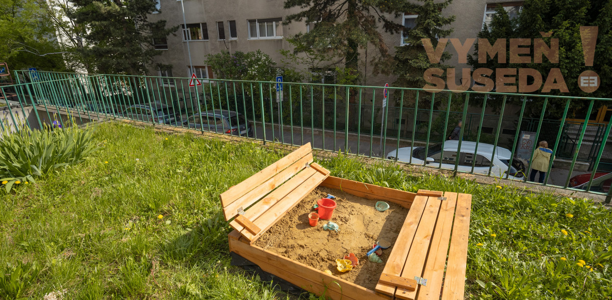 PREDANÉ - JEDINEČNÝ STAROMESTSKÝ 3 IZB. BYT s PREDZÁHRADKOU, Palisády, ul. Fraňa Kráľa, BA I