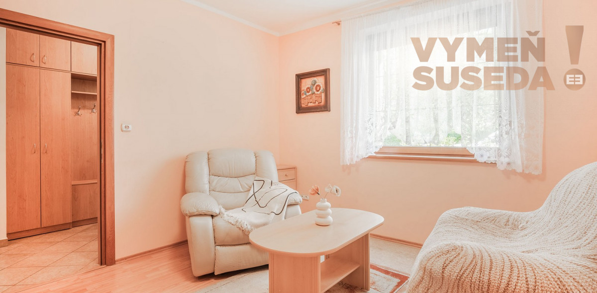 PREDANÉ! – Priestranný 6 izbový rodinný dom s úžasným pozemkom a privátnou ulicou, Borinka