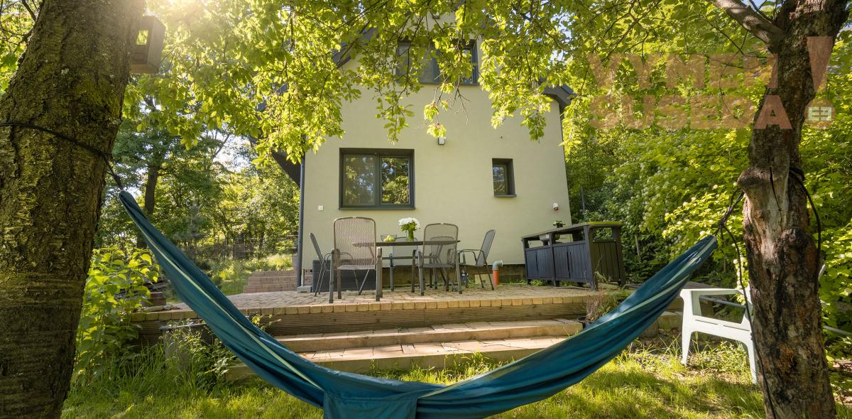 PREDANÉ – VÝNIMOČNÁ NEHNUTELNOSŤ V LESE V BRATISLAVE, CESTA NA KLANEC, BA IV LAMAČ