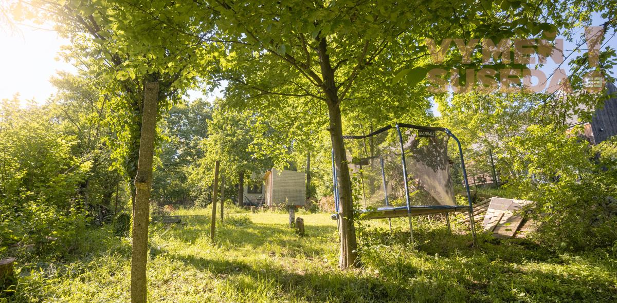 PREDANÉ – VÝNIMOČNÁ NEHNUTELNOSŤ V LESE V BRATISLAVE, CESTA NA KLANEC, BA IV LAMAČ