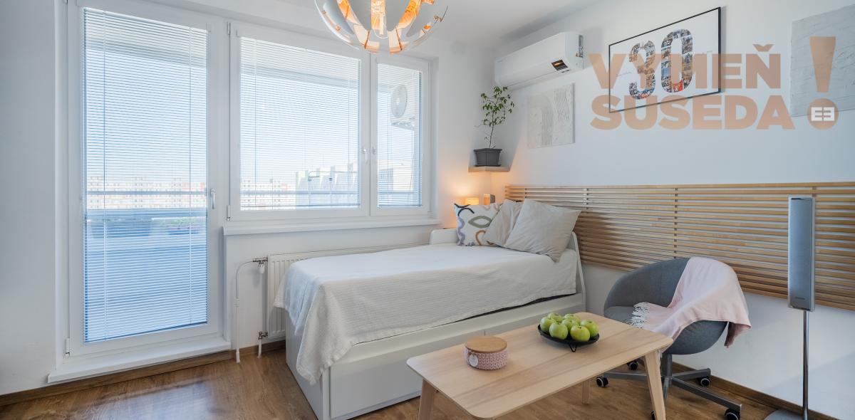 PREDANÉ - VÝNIMOČNÝ 1 IZB. BYT S LOGGIOU PO PRÉMIOVEJ REKONŠTRUKCII, ROVNIANKOVA ul., BA V. – PETRŽALKA