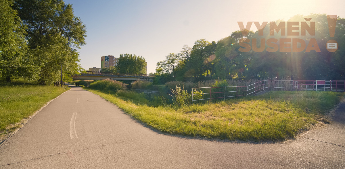 PREDANÉ - VÝNIMOČNÝ 1 IZB. BYT S LOGGIOU PO PRÉMIOVEJ REKONŠTRUKCII, ROVNIANKOVA ul., BA V. – PETRŽALKA
