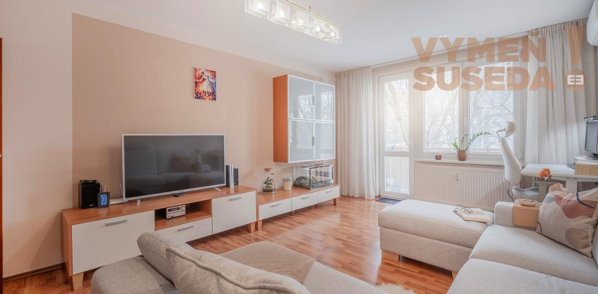 PREDANÉ – Veľkorysý 2 izb. byt s výmerou 3 izbového 67,5m2 Bratislava II. Ružinov, Jesenná ulica