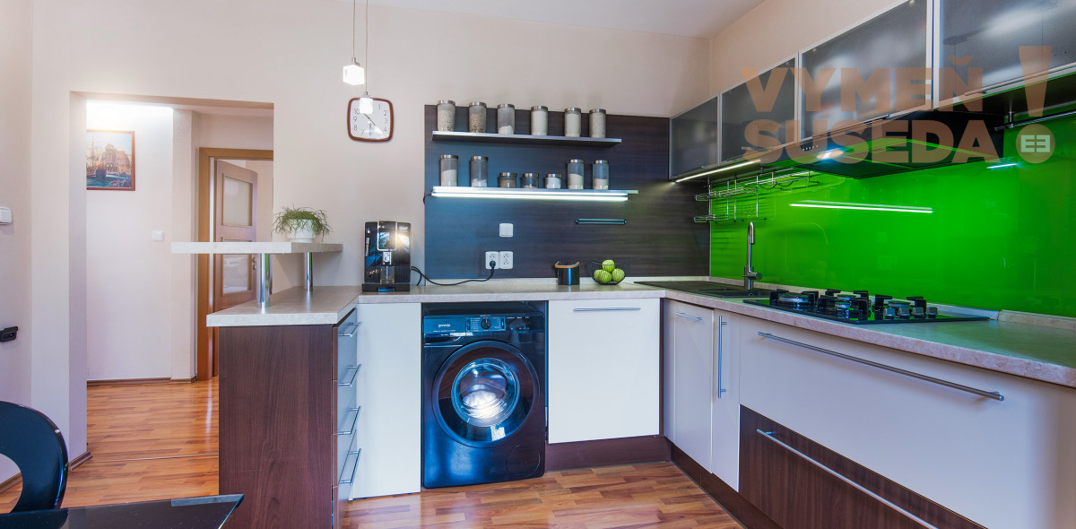 PREDANÉ – Veľkorysý 2 izb. byt s výmerou 3 izbového 67,5m2 Bratislava II. Ružinov, Jesenná ulica