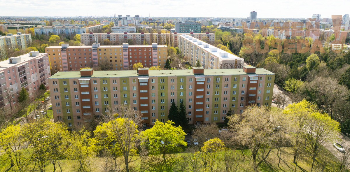 PREDANÉ – Veľkorysý 2 izb. byt s výmerou 3 izbového 67,5m2 Bratislava II. Ružinov, Jesenná ulica