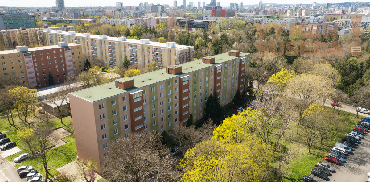 PREDANÉ – Veľkorysý 2 izb. byt s výmerou 3 izbového 67,5m2 Bratislava II. Ružinov, Jesenná ulica