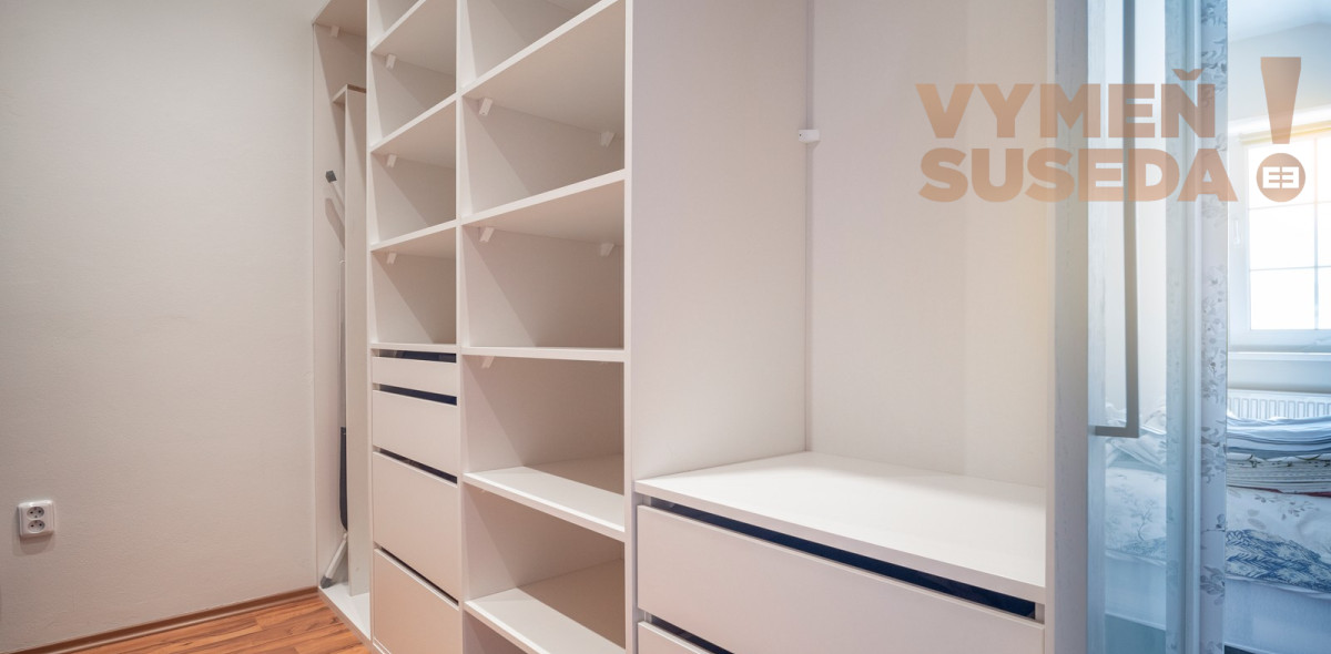 PRENAJATÉ - Jedinečný priestranny 5 izb. rodinný dom s príjemnou záhradou, Devínska Nová Ves