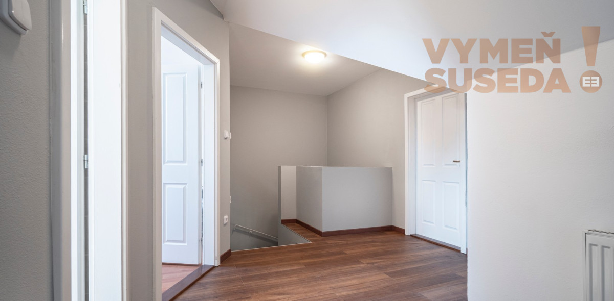 PRENAJATÉ - Jedinečný priestranny 5 izb. rodinný dom s príjemnou záhradou, Devínska Nová Ves