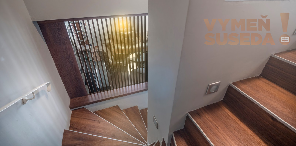 PRENAJATÉ - Jedinečný priestranny 5 izb. rodinný dom s príjemnou záhradou, Devínska Nová Ves