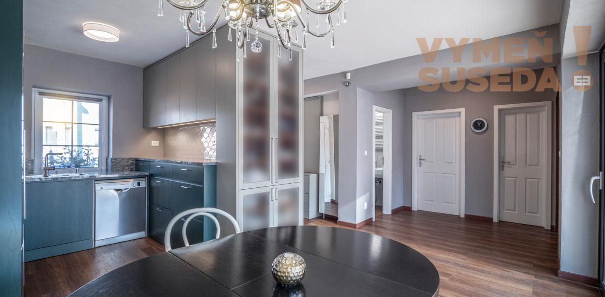 PRENAJATÉ - Jedinečný priestranny 5 izb. rodinný dom s príjemnou záhradou, Devínska Nová Ves