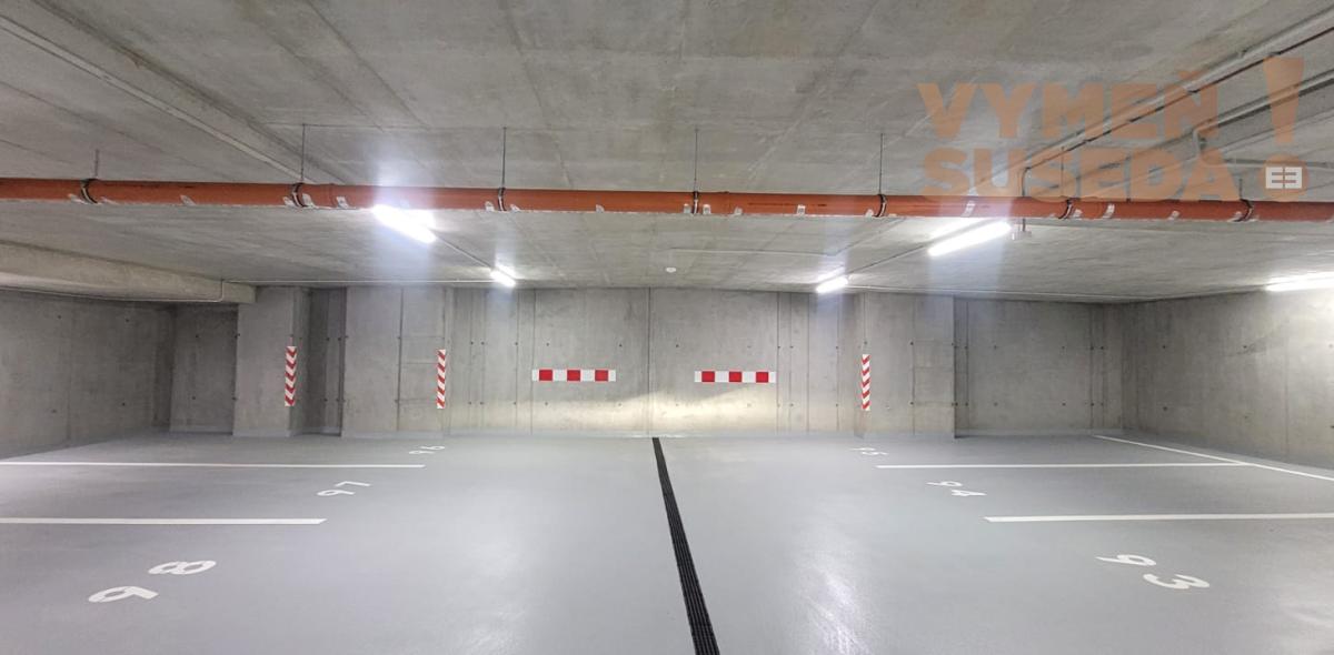 PRENAJATÉ! - PRENÁJOM / Svetlý 2 -izbový byt s dvoma balkónmi, Slnečnice