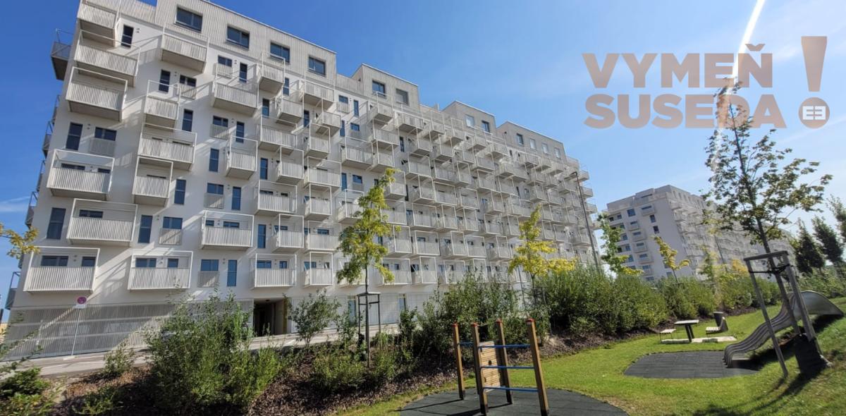 PRENAJATÉ! - PRENÁJOM / Svetlý 2 -izbový byt s dvoma balkónmi, Slnečnice