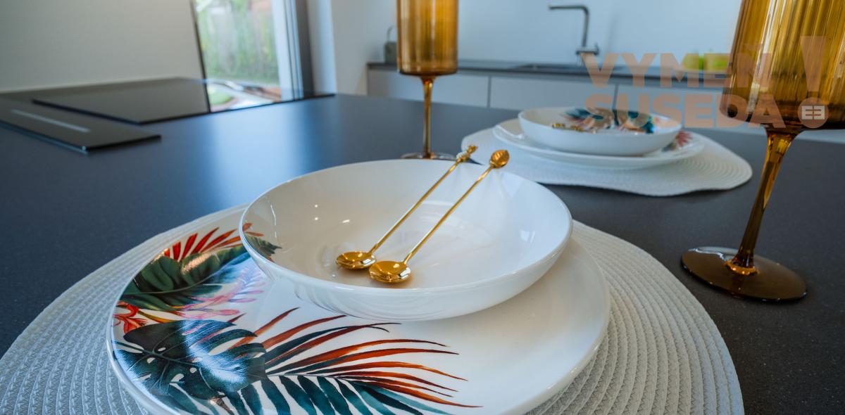 VYMEŇ SUSEDA! - Nezmeškajte príležitosť! Jeden z domov už je rezervovaný! 4izb. RD - ČUNOVO