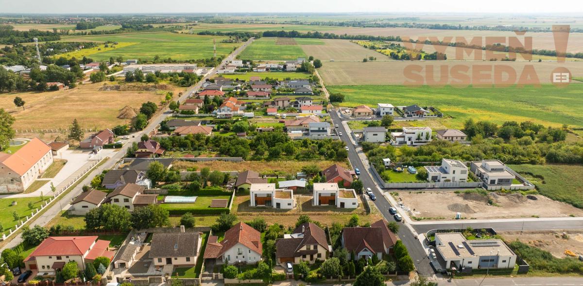 VYMEŇ SUSEDA! - Nezmeškajte príležitosť! Jeden z domov už je rezervovaný! 4izb. RD - ČUNOVO