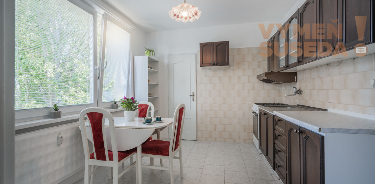 PREDANE! – 3 IZB. DISPOZIČNE VÝBORNE RIEŠENÝ BYT /83,10 m2/ - NITRA-CHRENOVÁ  /Karpatská ulica/