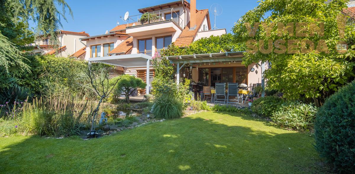 VYMEŇ SUSEDA! – PONÚKAME NA PREDAJ VÝNIMOČNÝ 5 IZBOVÝ RODINNÝ DOM, STUPAVA