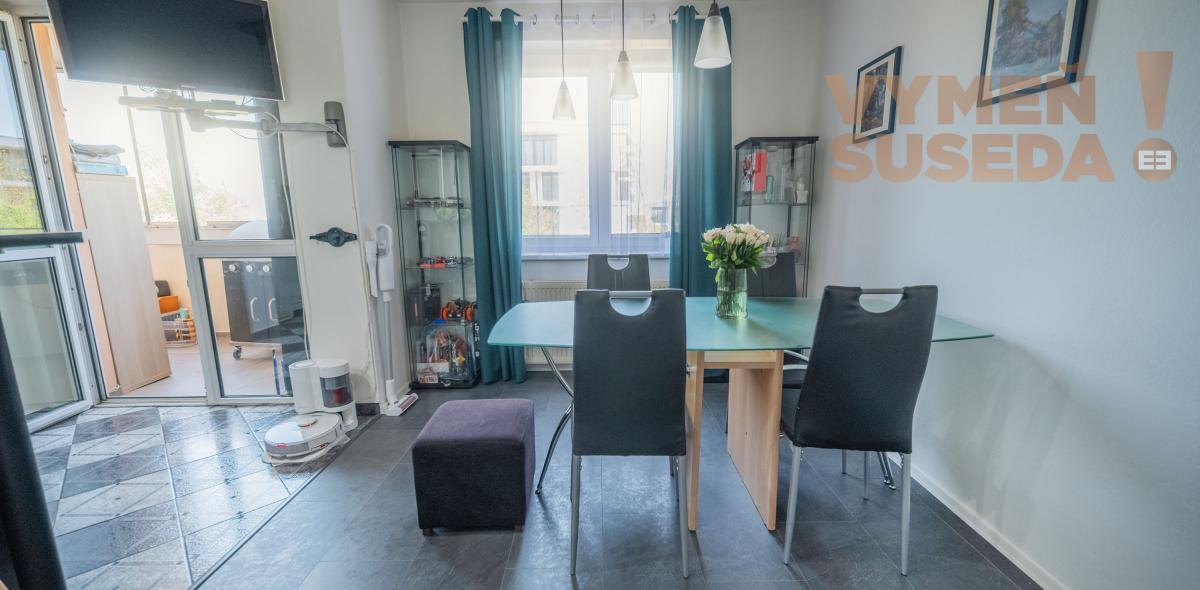 VYMEŇ SUSEDA! - VÝNIMOČNÝ VELKOMETRÁŽNY 3 IZB. BYT 131.00 m2, S DVOMA TERASAMI, VYHĽADÁVANÁ LOKALITA, BA IV, DÚBRAVKA