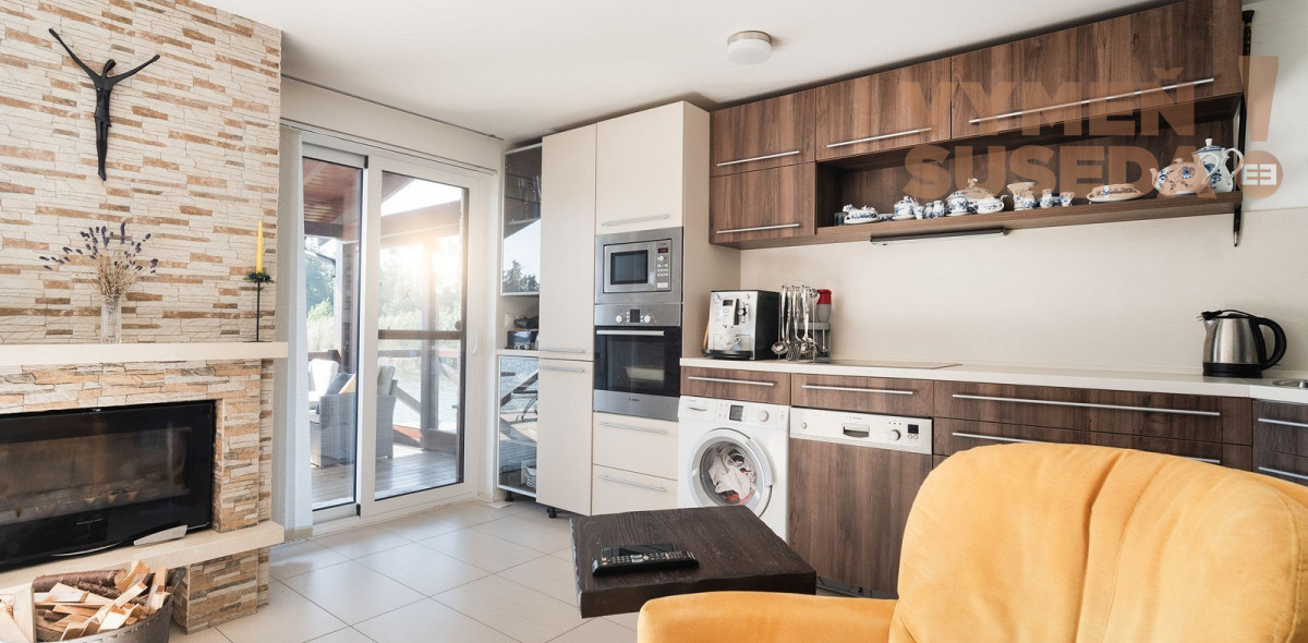 VYMEŇ SUSEDA! – VÝNIMOČNÁ NEHNUTELNOST pri Jazere v GOLF RESORT PENATI