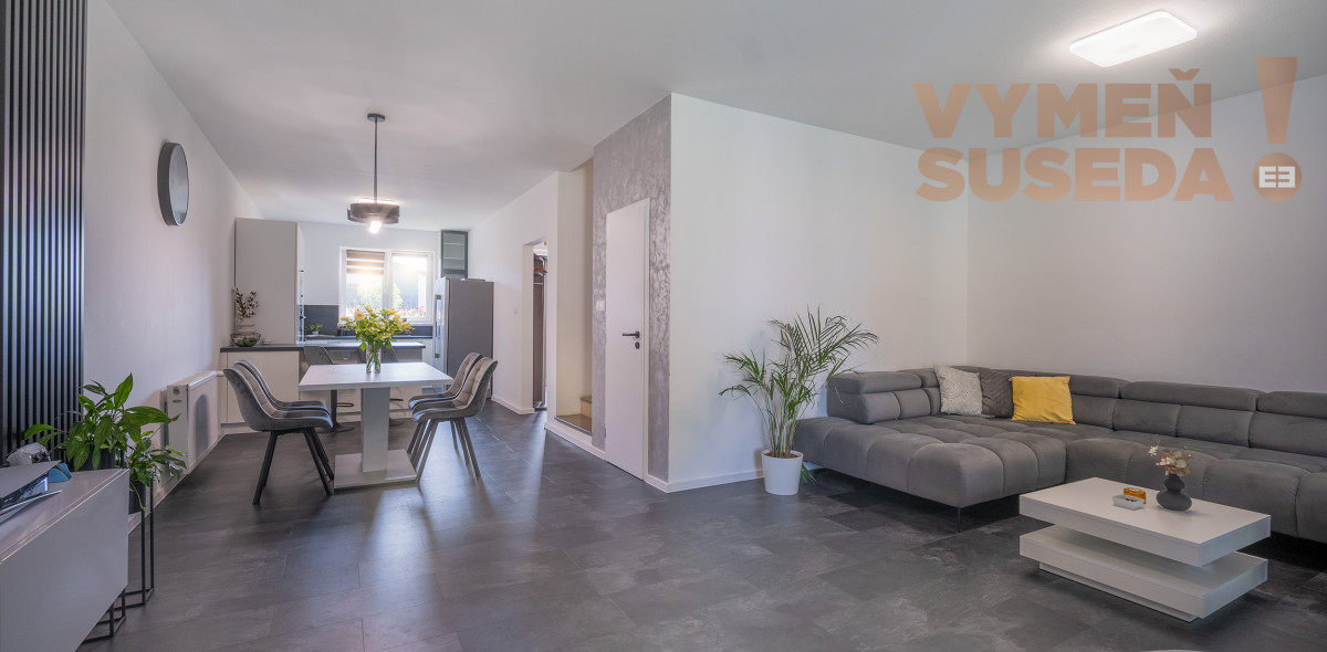 PREDANÉ! – SAMOSTATNÝ 4 IZB. RODINNÝ DOM S KRÁSNYM POZEMKOM, HVIEZDOSLAVOV