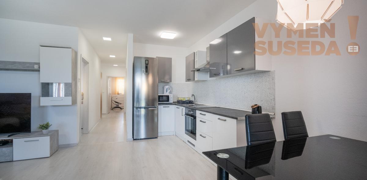 VYMEŇ SUSEDA! – VÝNIMOČNÝ 4 IZB. RD, KOMPLETNE ZARIADENÝ, HVIEZDOSLAVOV