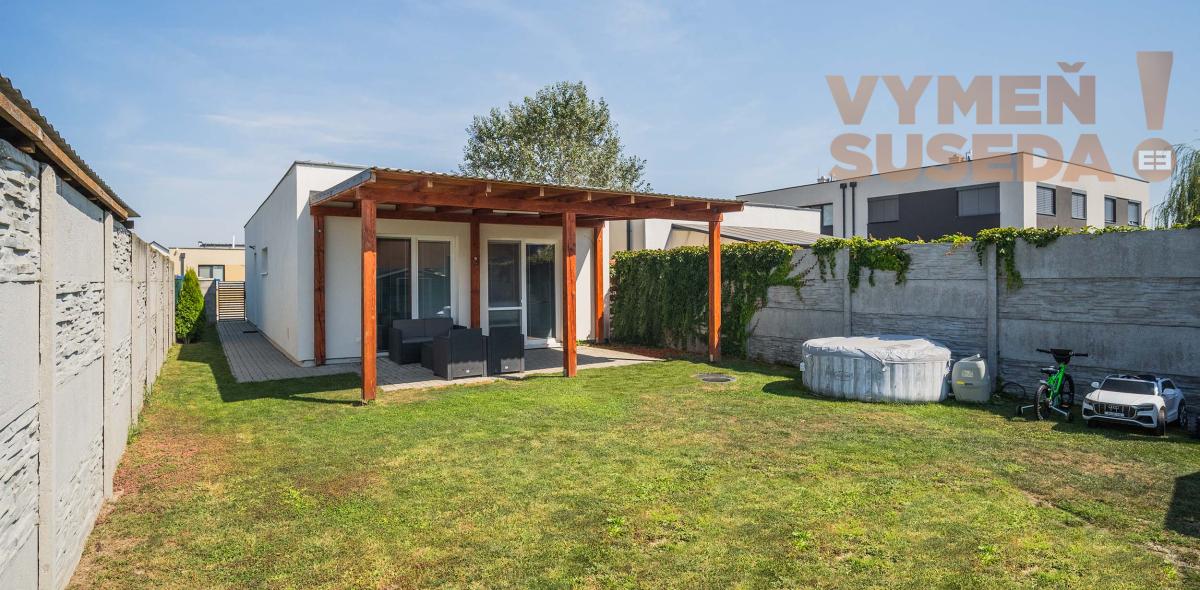 VYMEŇ SUSEDA! – VÝNIMOČNÝ 4 IZB. RD, KOMPLETNE ZARIADENÝ, HVIEZDOSLAVOV