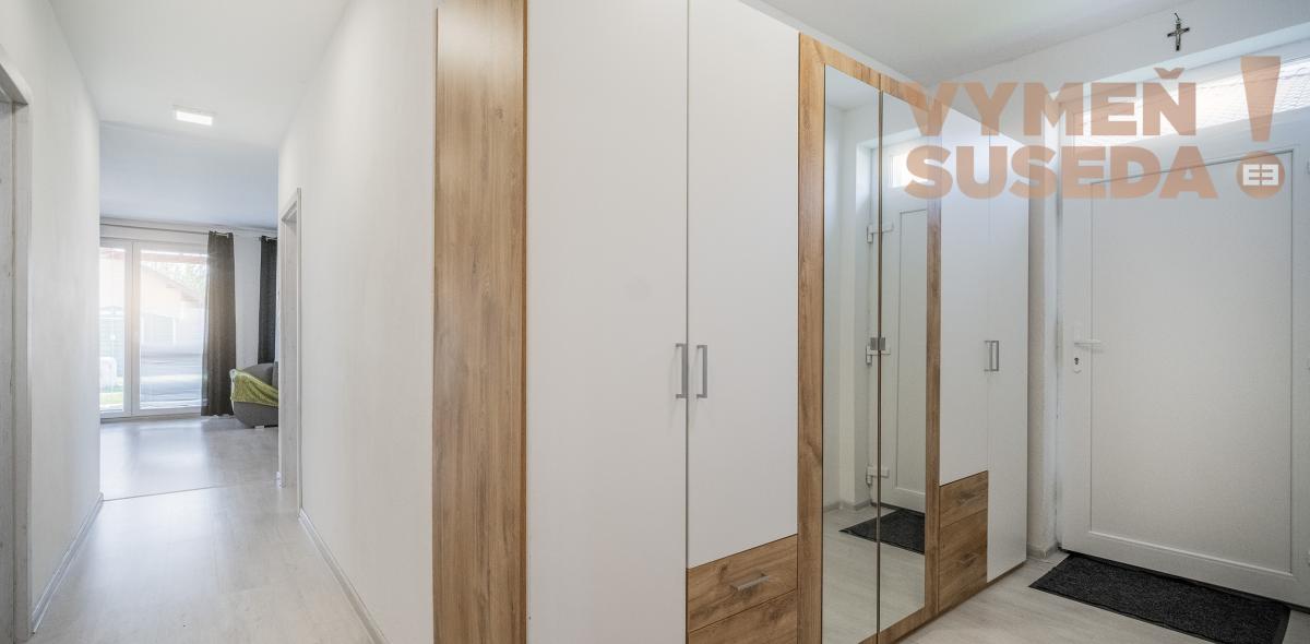 VYMEŇ SUSEDA! – VÝNIMOČNÝ 4 IZB. RD, KOMPLETNE ZARIADENÝ, HVIEZDOSLAVOV